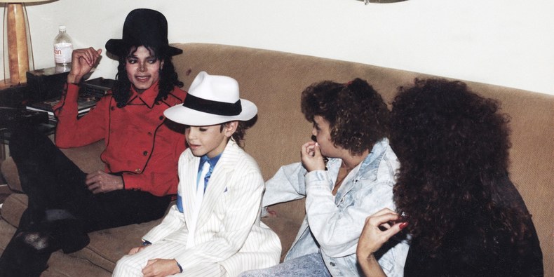 <i>Leaving Neverland</i>